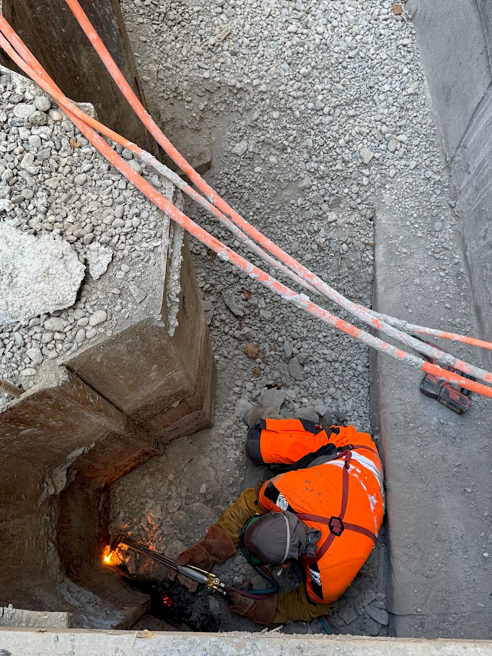 SCIAGE DES PALPLANCHES AU PLASMA AVANT REMBLAIS / JUIN 2025