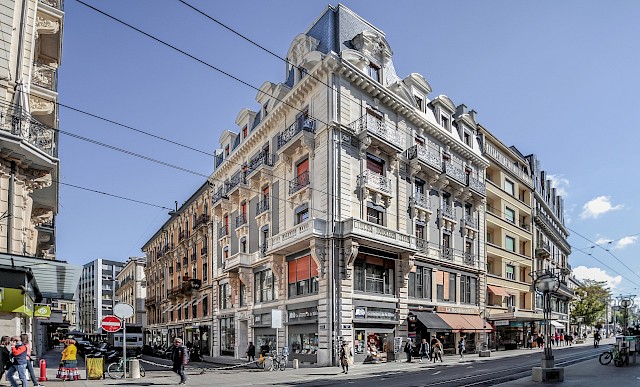 Façades angle 9, rue de la Tour-Maîtresse & 11, rue de Rive - Vue après travaux - 2017