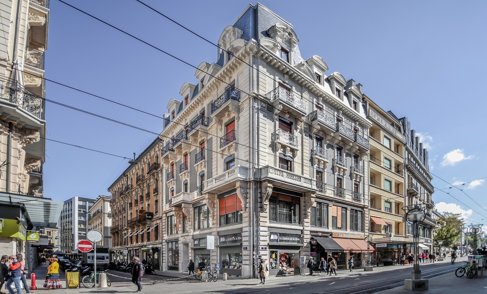 Façades angle 9, rue de la Tour-Maîtresse & 11, rue de Rive - Vue après travaux - 2017