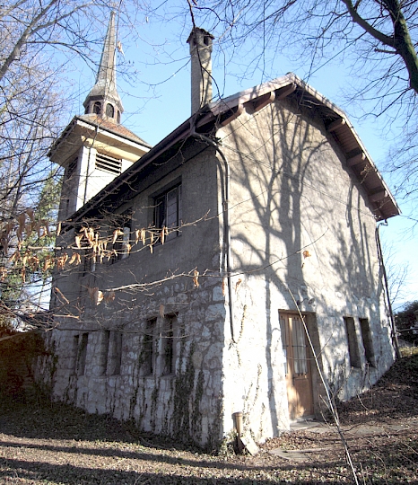 Vue générale sur l'angle nord-ouest de la Chapelle - Février 2011.