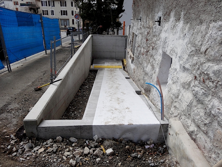 Plusieurs bacs ont été prévus pour diverses plantations.